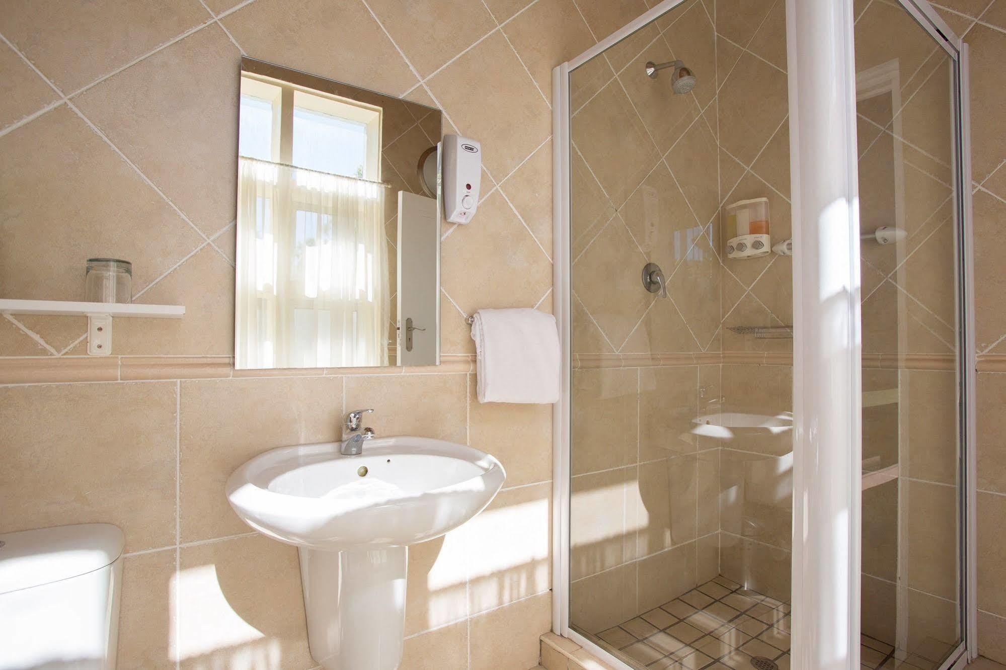 Coronata 20 B&B Stellenbosch Luaran gambar